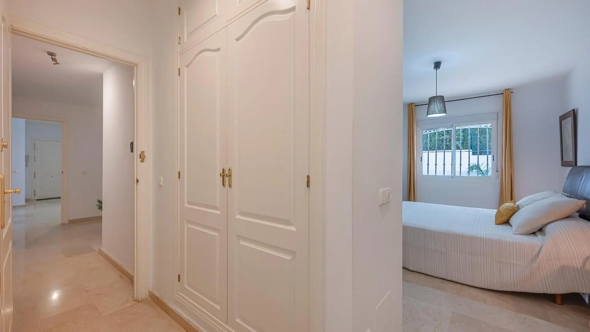 Dolmen Group- Jardines Andalucia Banus Apartment Marbella Spain