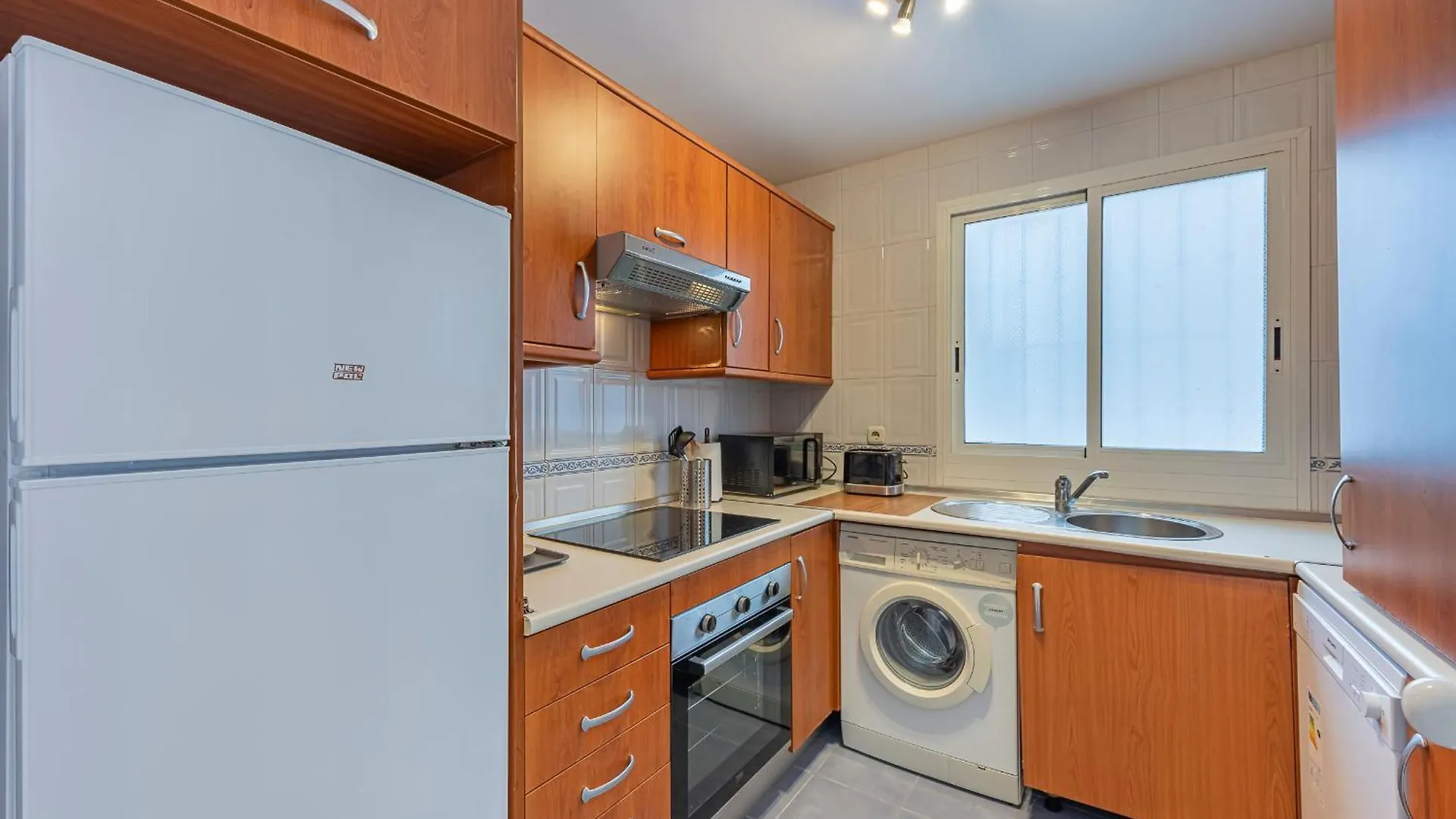 Dolmen Group- Jardines Andalucia Banus Apartment Marbella