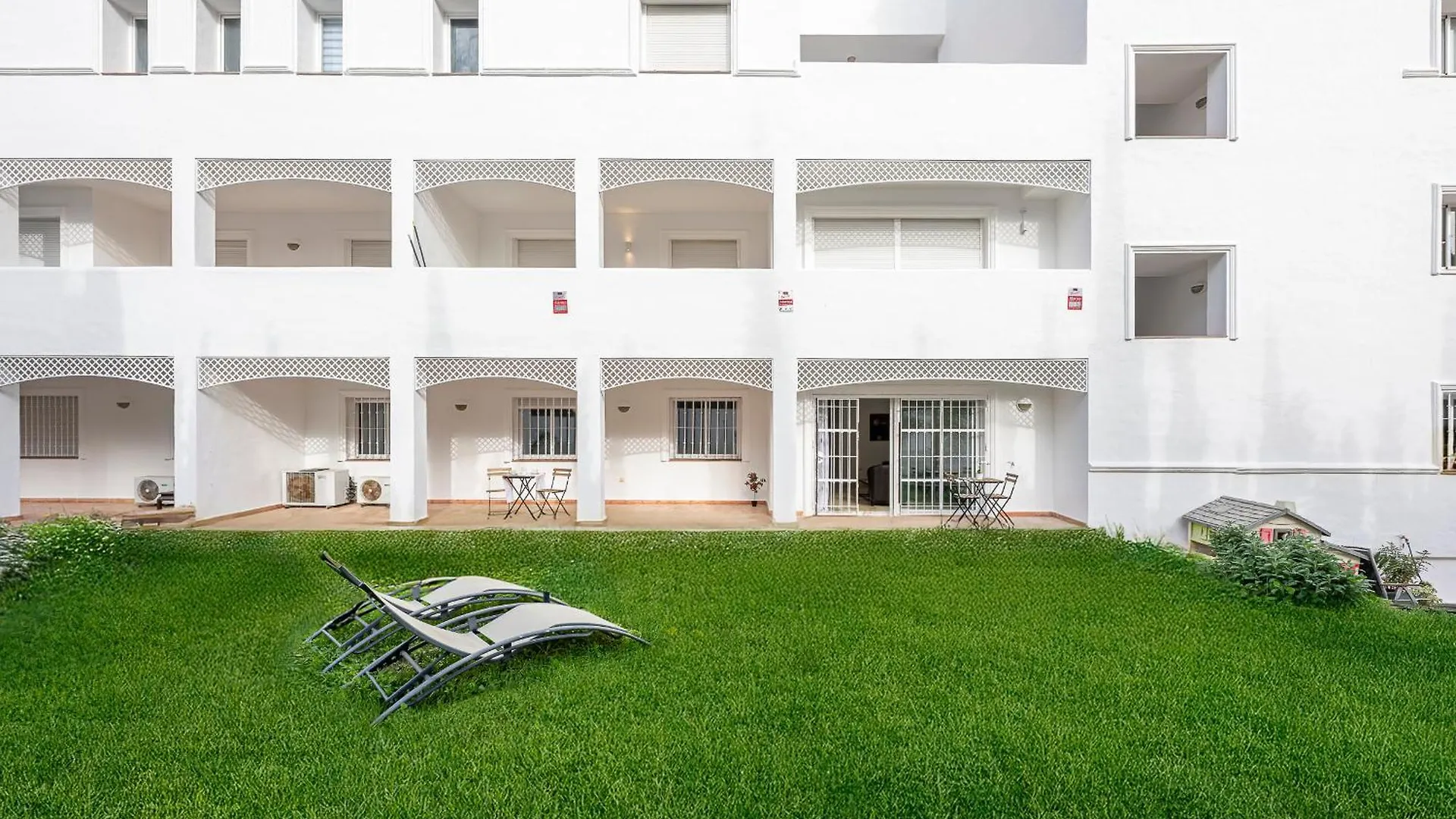 Dolmen Group- Jardines Andalucia Banus Apartment Marbella Spain